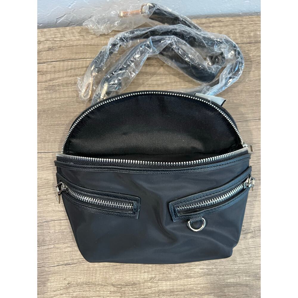 Madden NYC Black Crossbody Bag Nylon Zip Pockets Adjustable Strap NWT